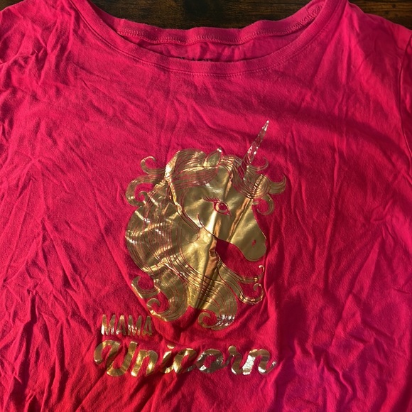 Mama Unicorn shirt set *2 shirt set* woman’s size XXL/ kids size XXL - Picture 4 of 5